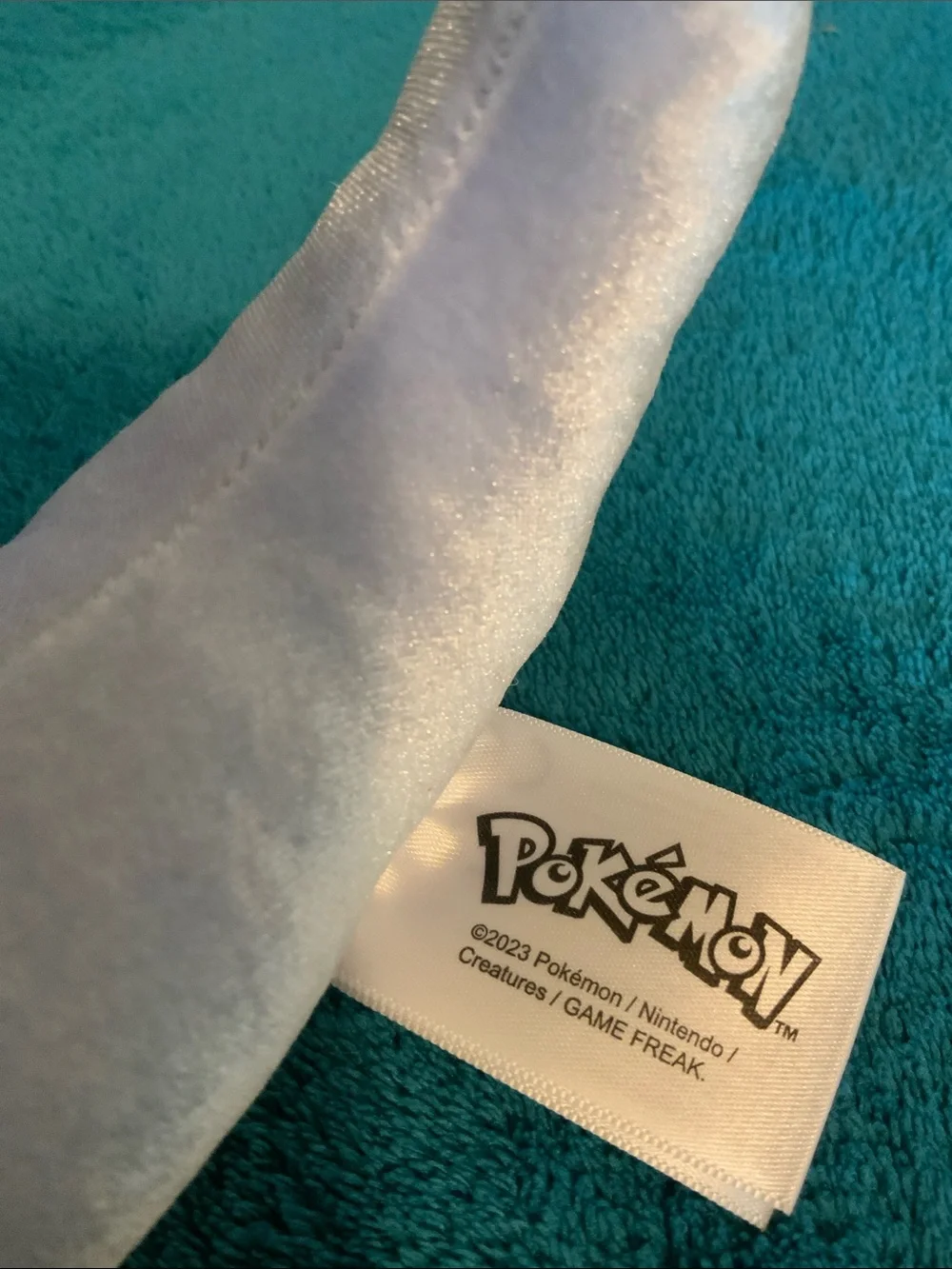 Set of4 Pokémon plushies