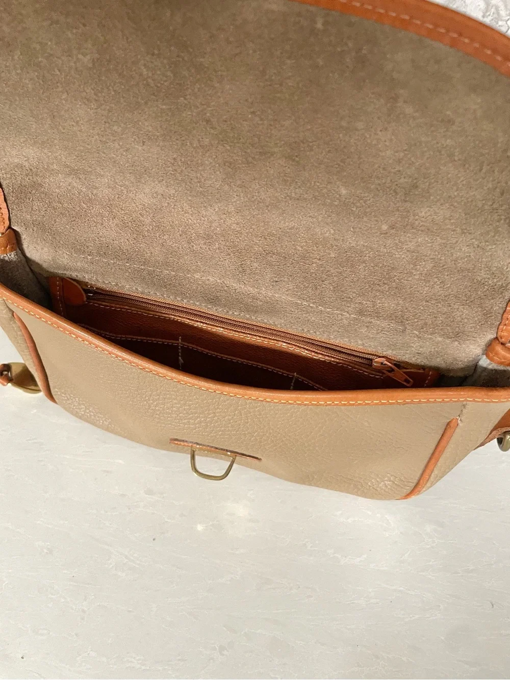 Dooney & Bourke pebbled taupe