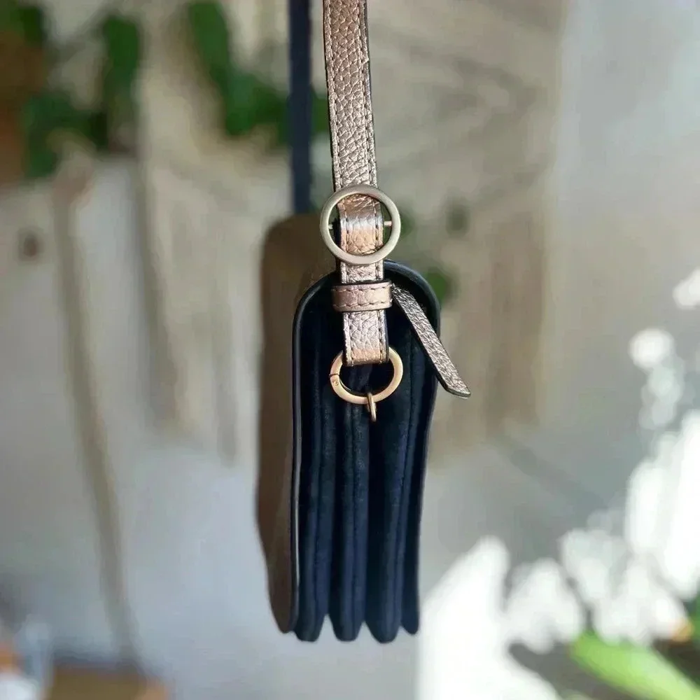 Boden sleek crossbody