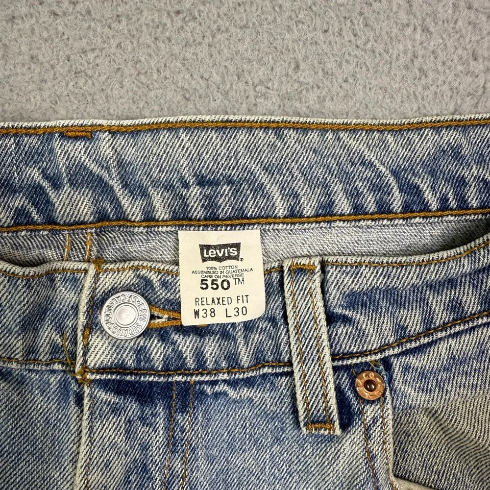 Vintage 90s Levi’s 550‎ jeans