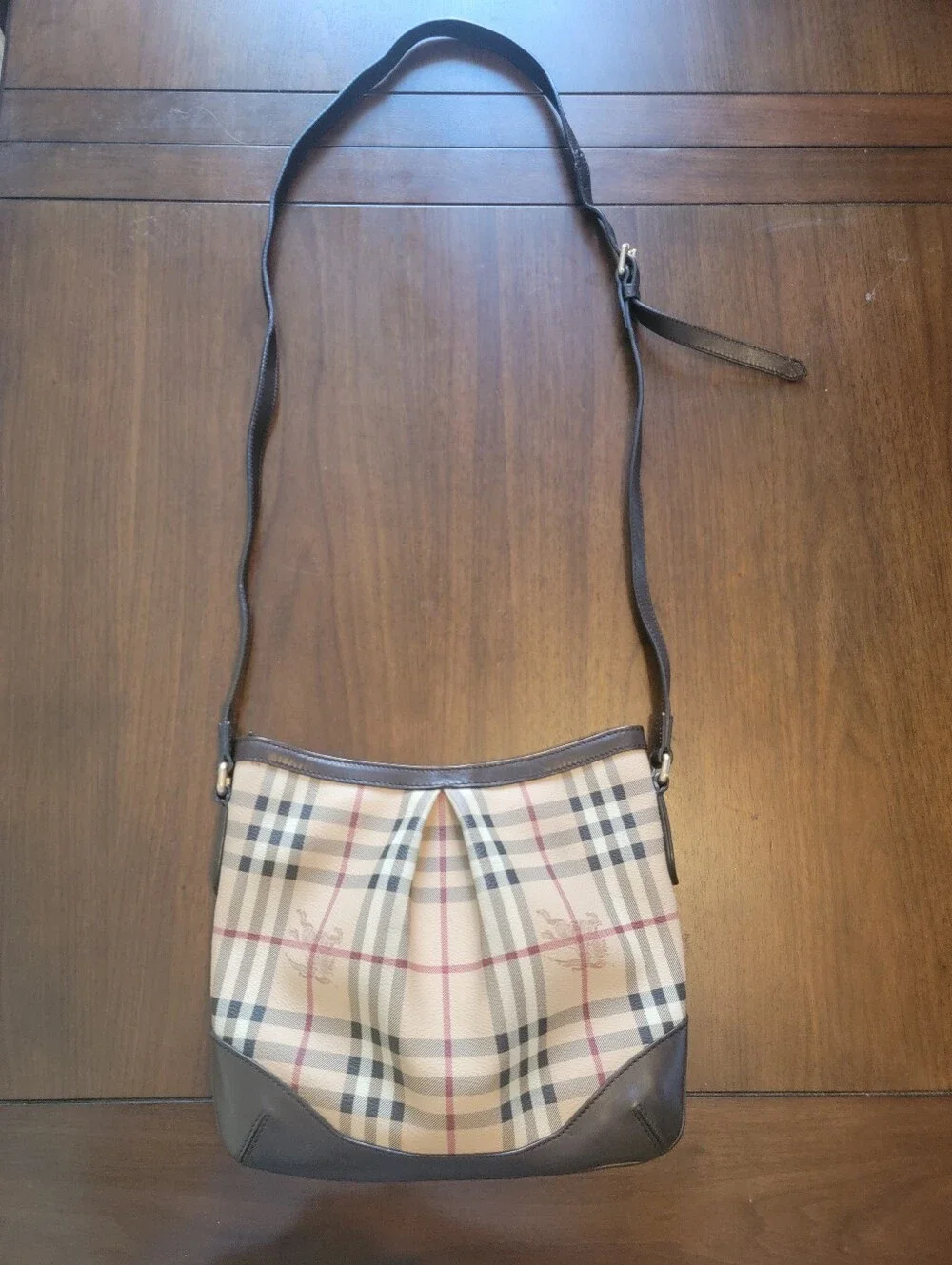 Burberry classic plaid