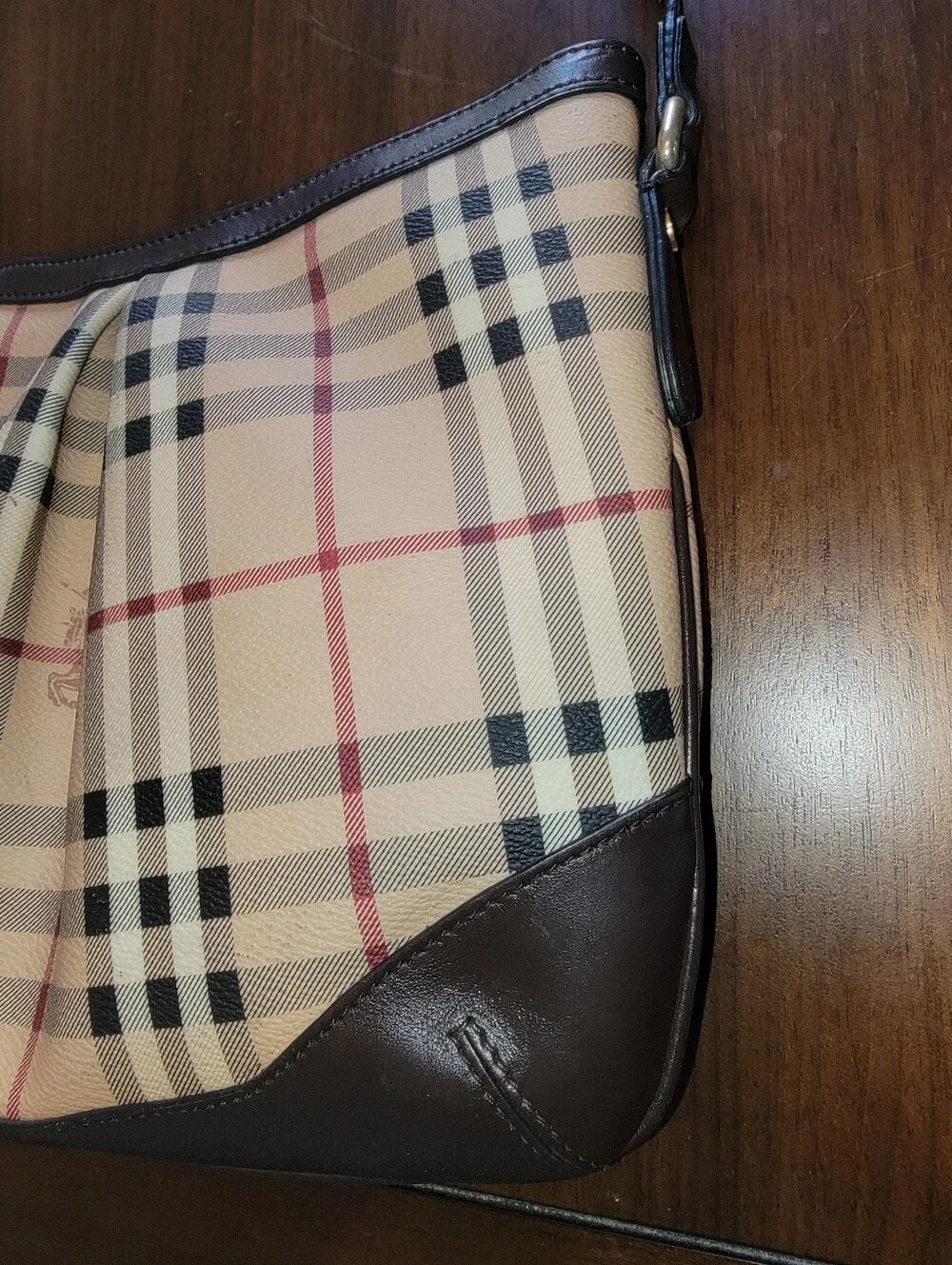 Burberry classic plaid