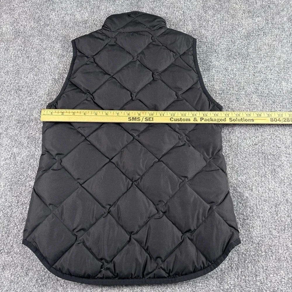 J.Crew‎ Down Puffer Vest Women XXS Black Quilted Preppy Minimalist  Capsule Cozy