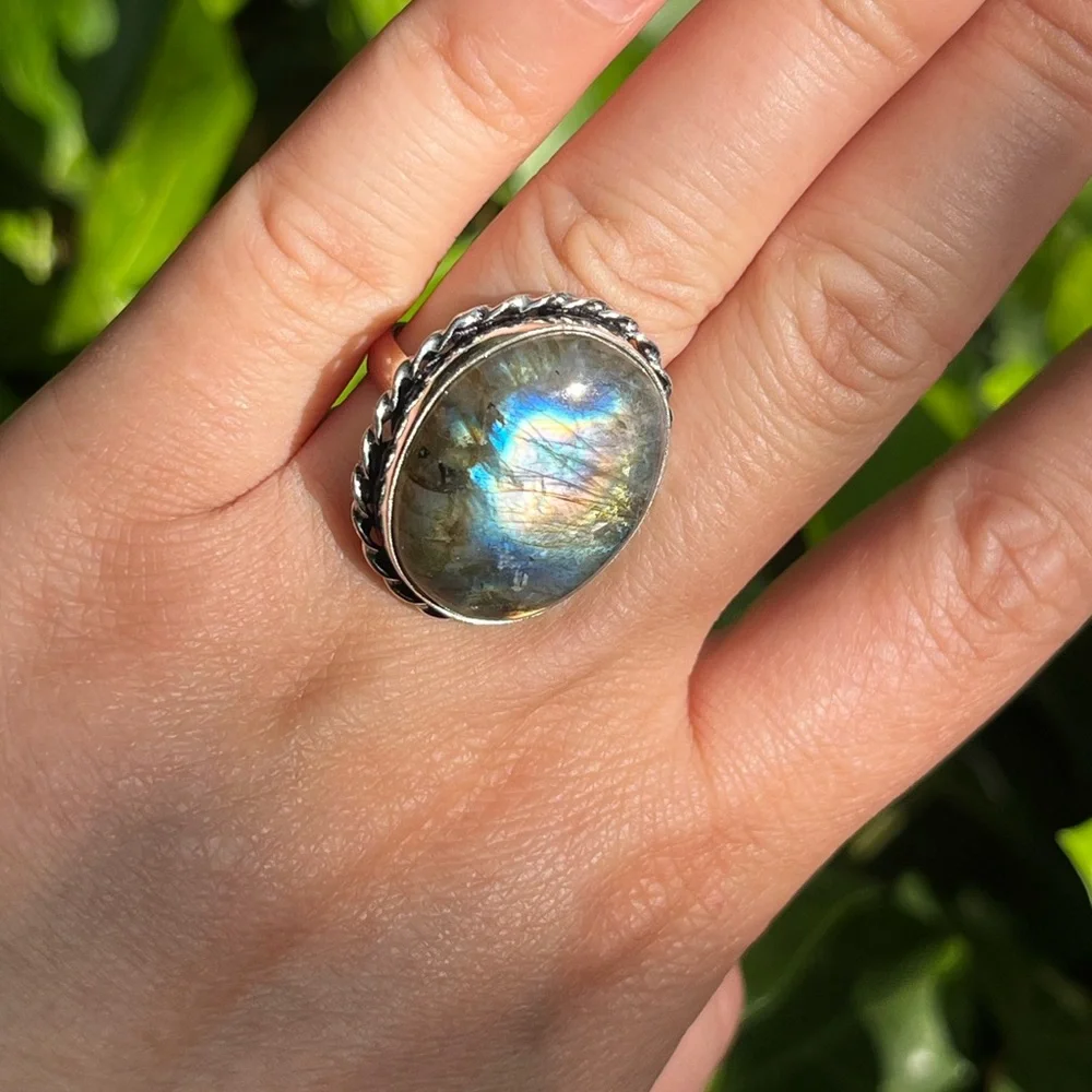 Size 6.75 926 silver plated labradorite ring‎