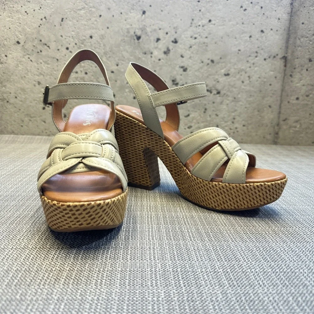 Korks Dee Basketweave Platform Sandals size 10M Beige Ankle Straps Summer