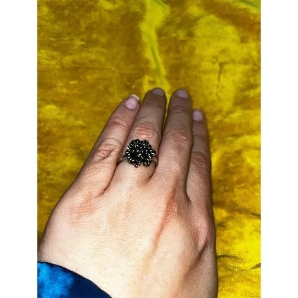 Fossil flower stainless