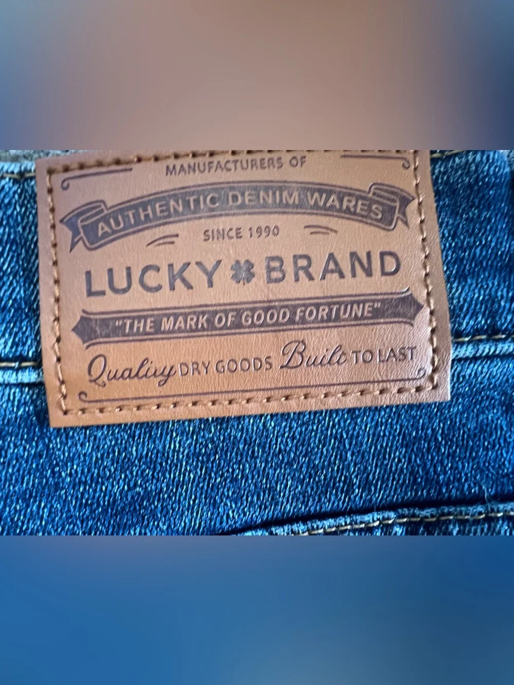 Lucky Brand classic straight