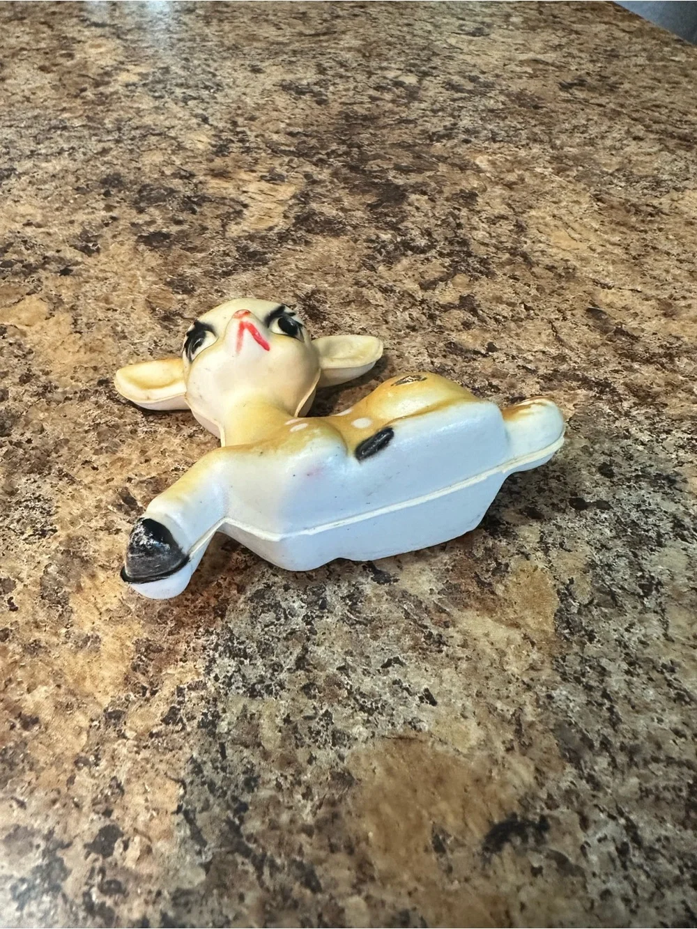 N/A plastic fawn