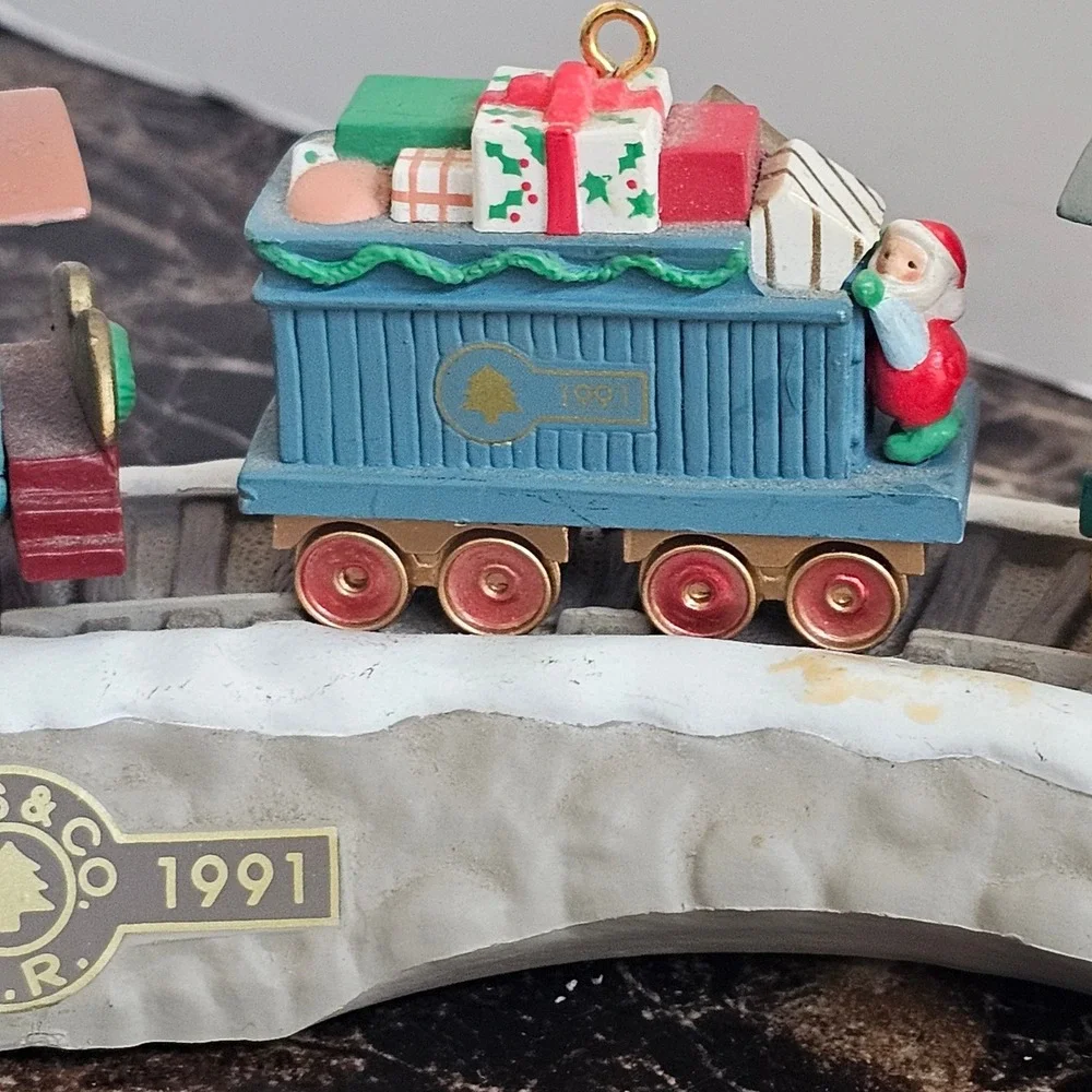 Vintage 1991 Hallmark Claus & Co RR Train Ornament Set with Snowy Track Display
