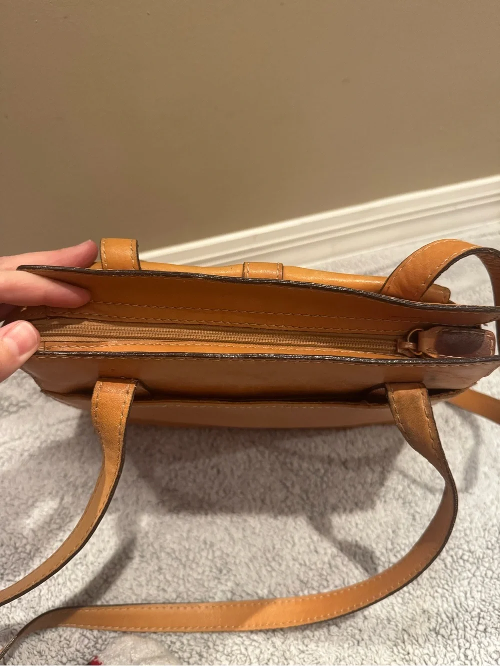N/A lines silhouette straps