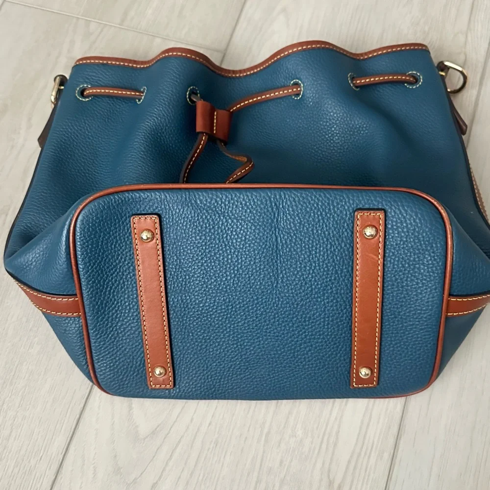 Dooney & Bourke dooney bourke
