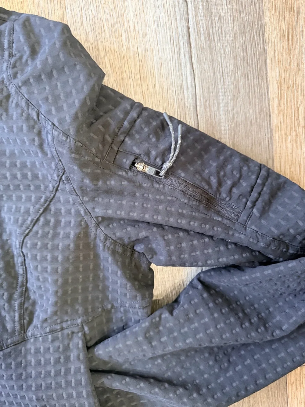 LULULEMON Soft-shell Crop Jacket