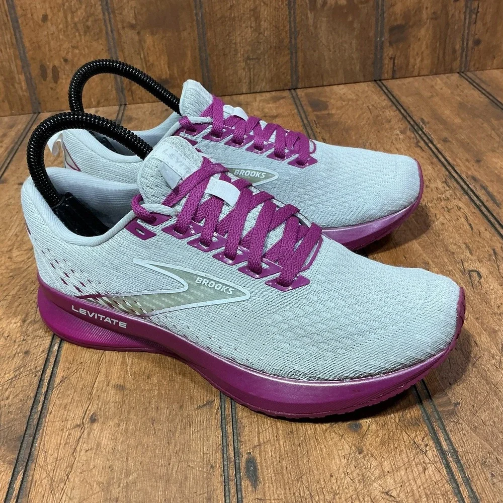 Brooks Levitate GTS 5 Women's Running Shoes Size 6.5 B (Medium) Gray Pink