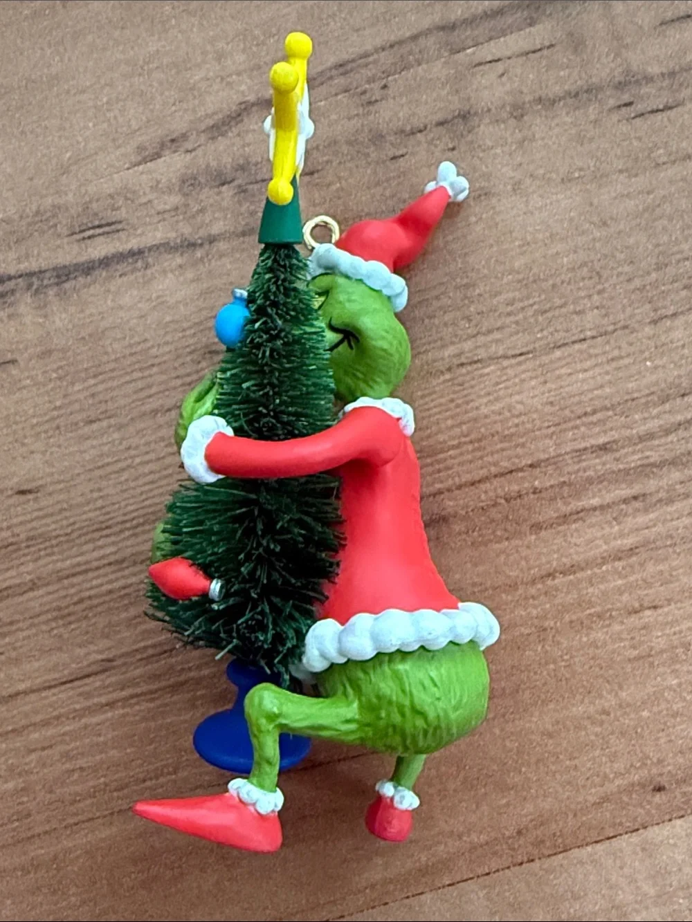 Vintage 2005 Hallmark Dr. Seuss Grinch Tree Napper At Work Christmas Ornament