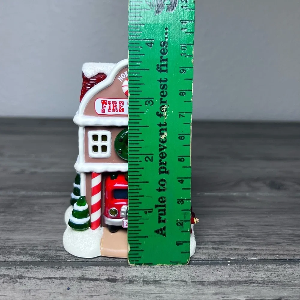Hallmark NIB 2014 Christmas Ornament Noelville FIRE STATION‎ #9 final in series