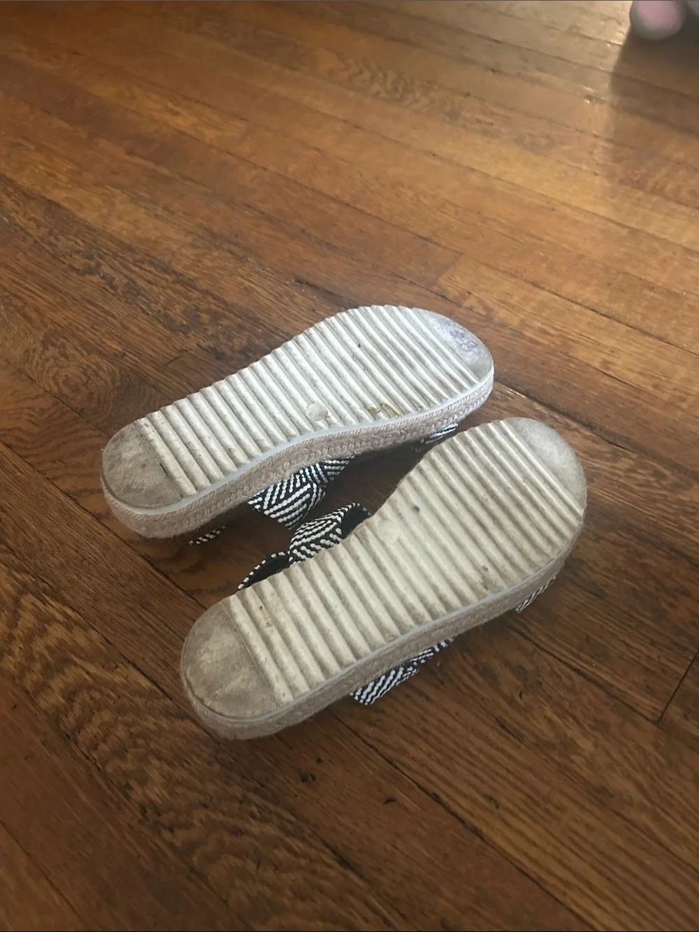 Madden Girl Black & White Patterned Strap Espadrille Sandals