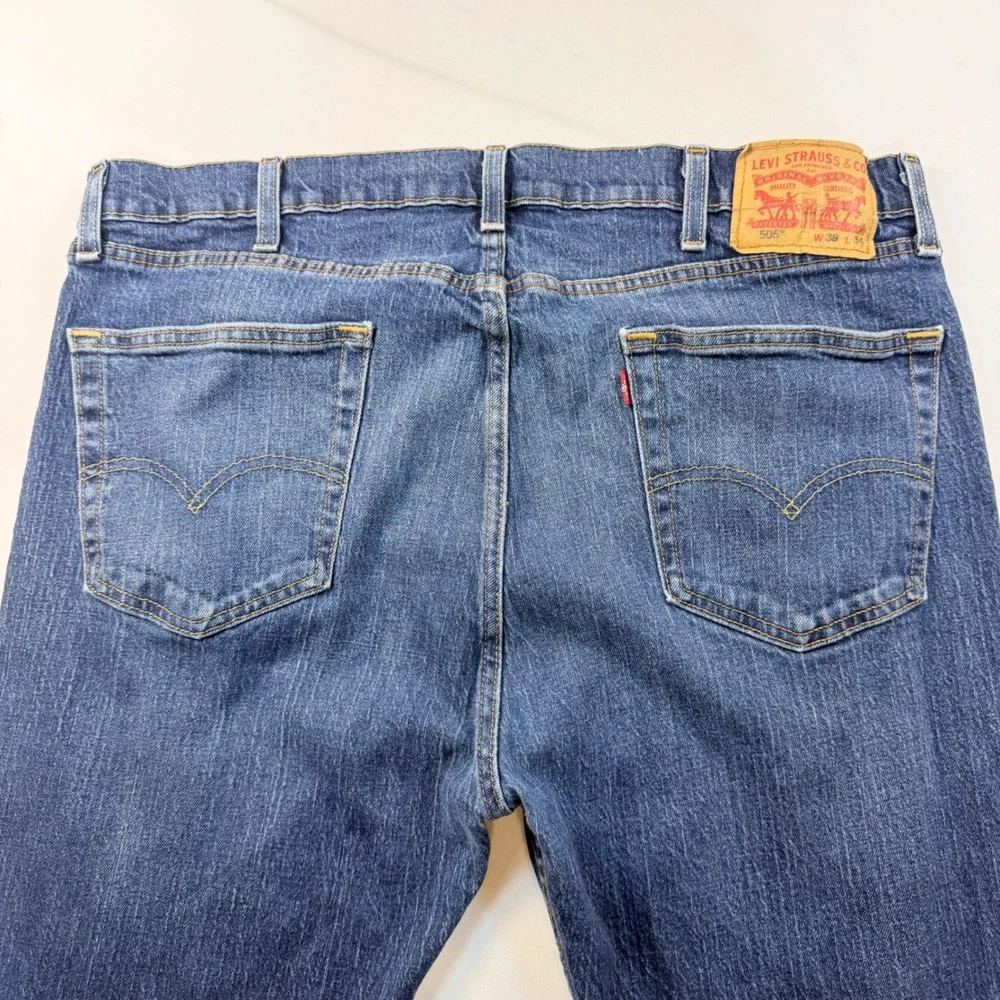 Levi's 505 Jeans Mens 38x34 Regular Fit Straight Leg Blue Denim Distressed Hem