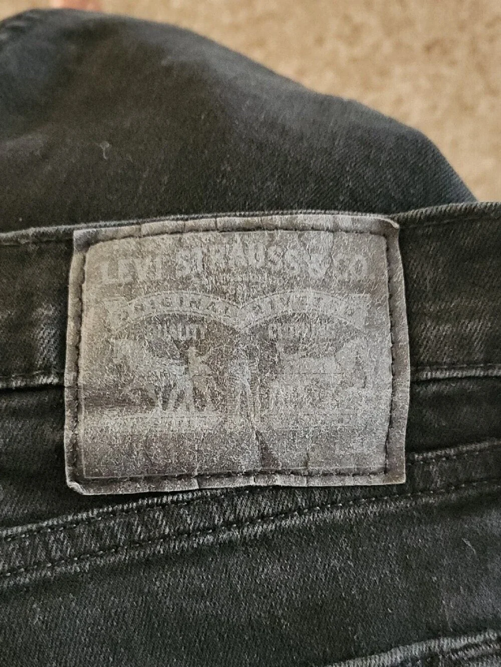 Levi's Black Slim Fit Men's Jeans
