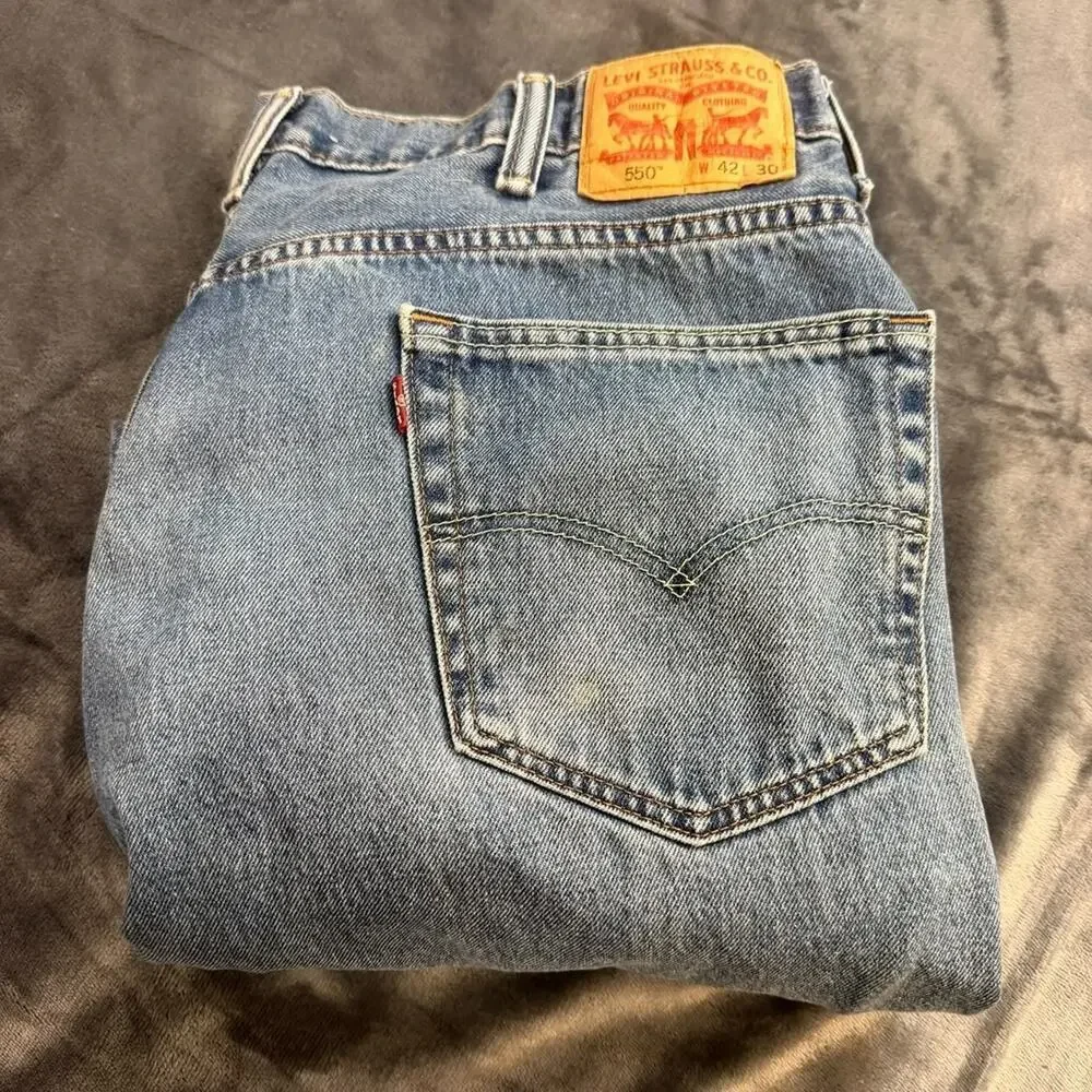 Levi Strauss & Co 550 Relaxed Fit Jeans Blue Denim. Levi's Mens Size 42x30
