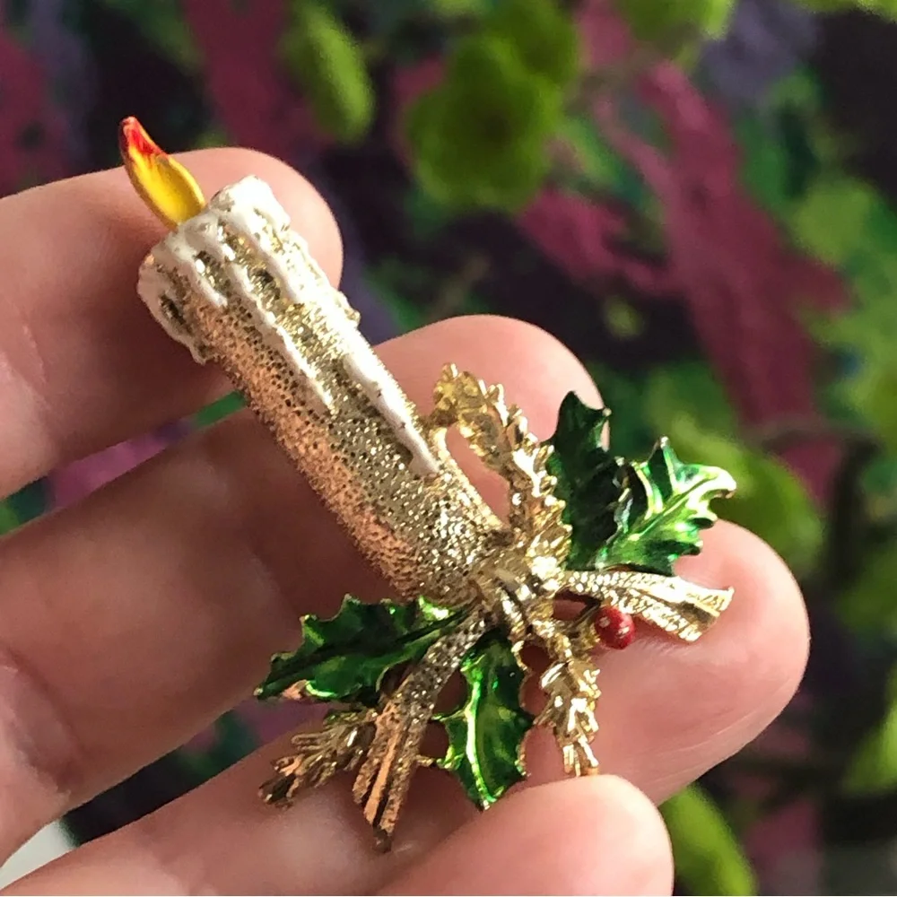 Vintage christmas candle