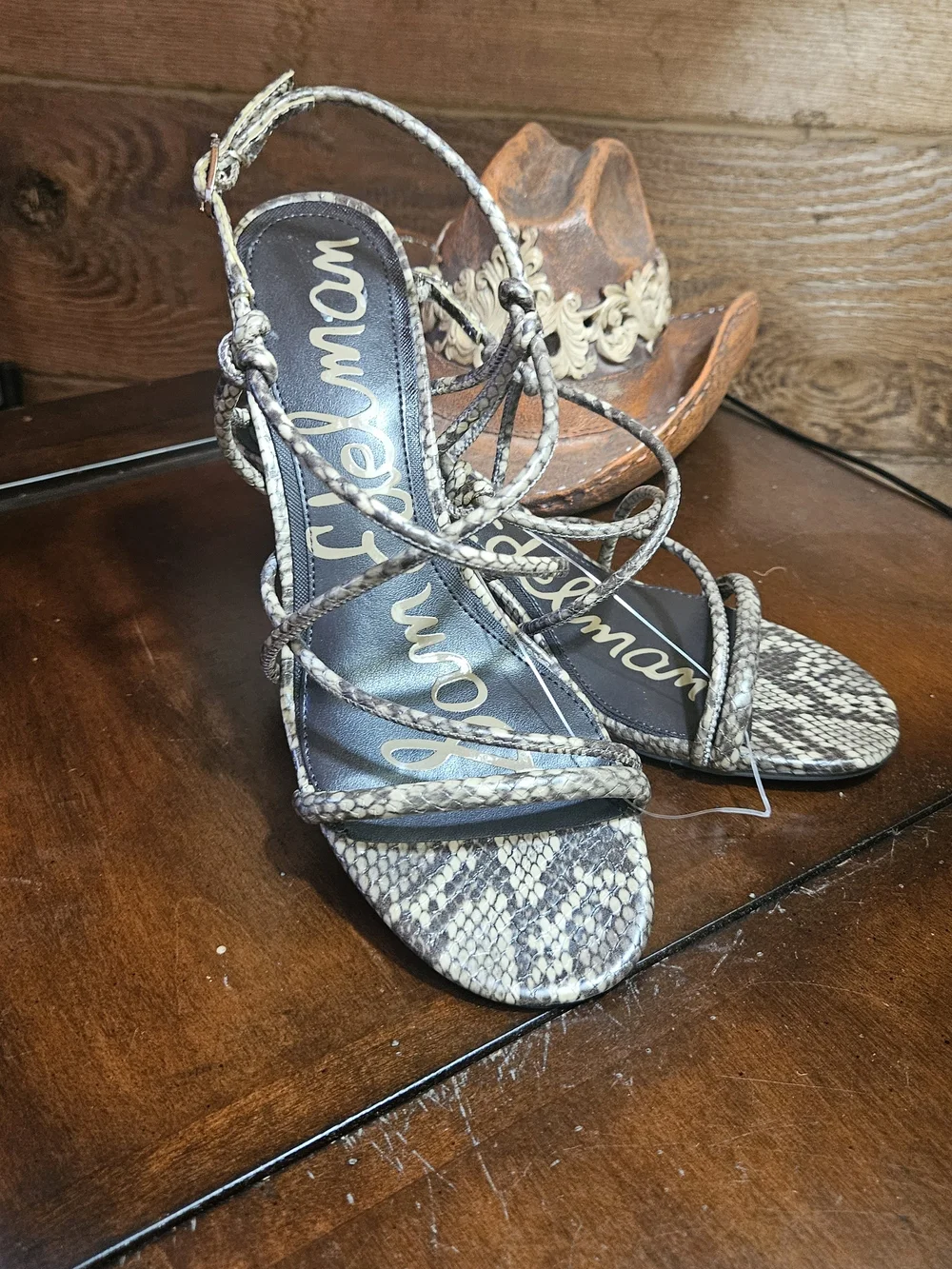 Sam Edelman versatile brown