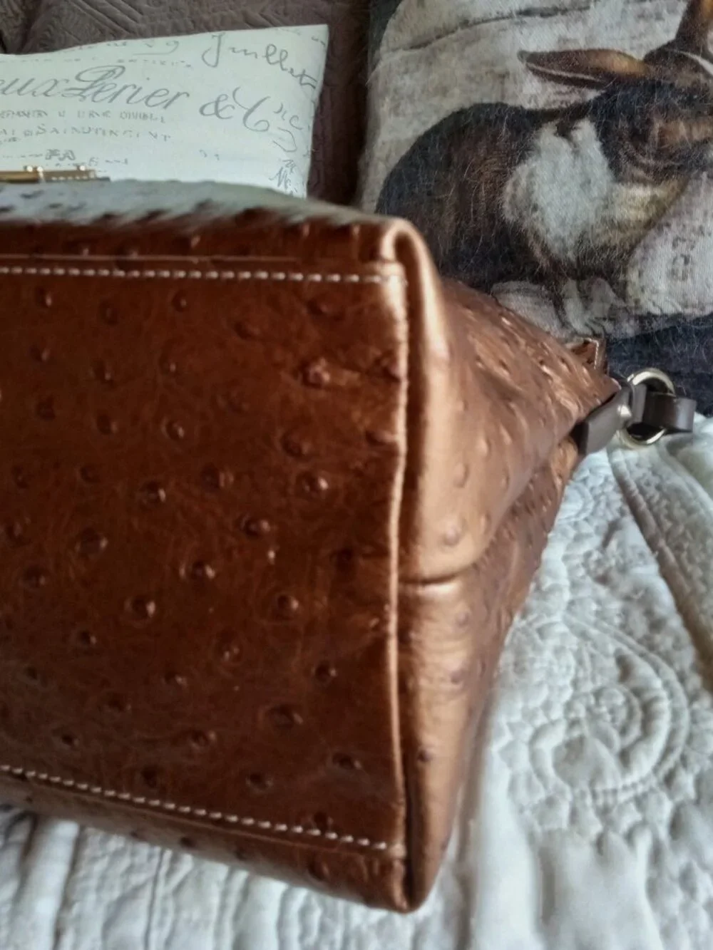 Dooney & Bourke excellent beautiful