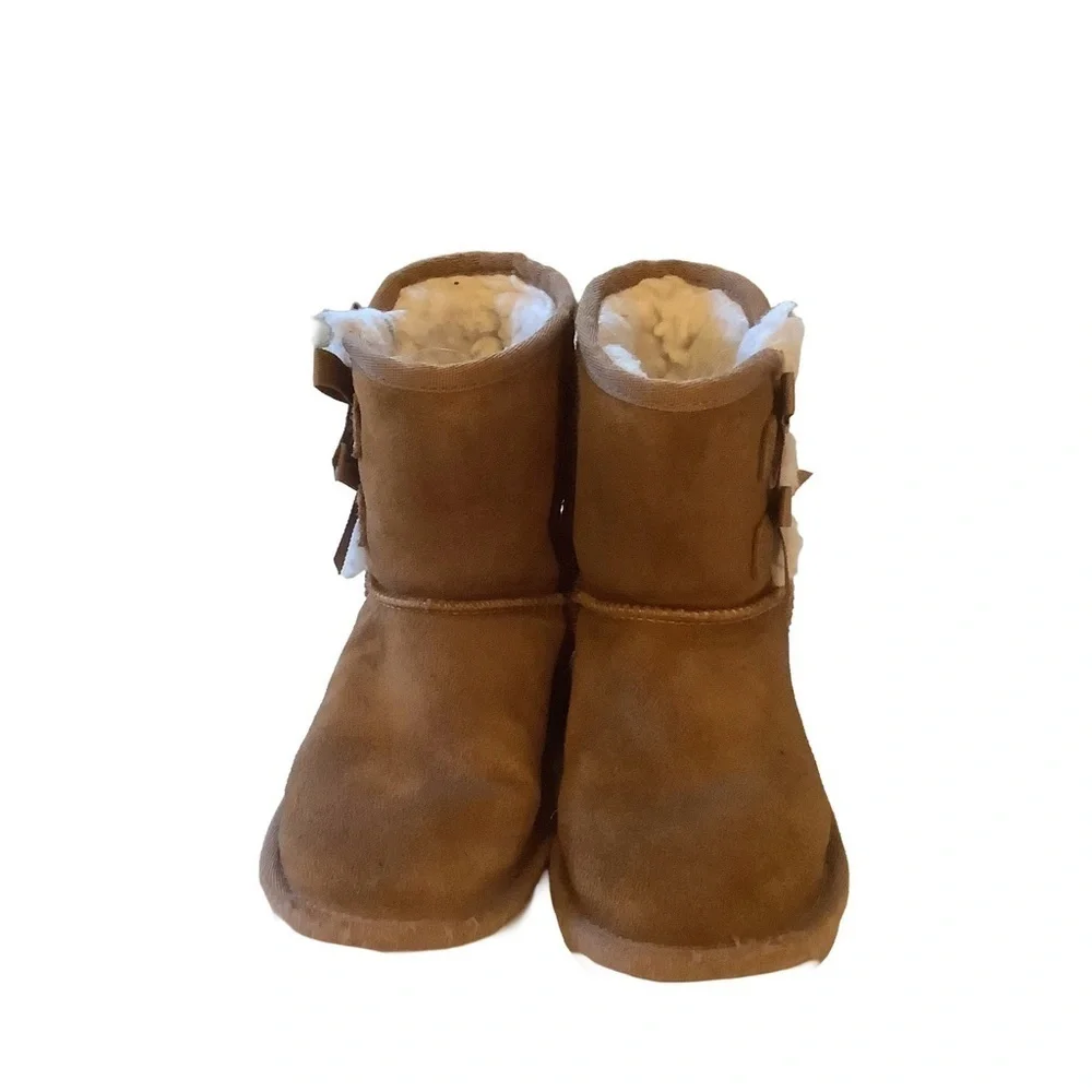 UGG chestnut all