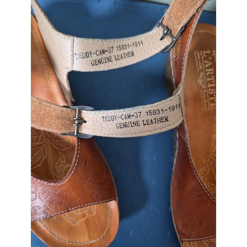 L'artiste Spring Step Teddy Sandals Women's 37 Brown Tooled Leather Cork Wedge