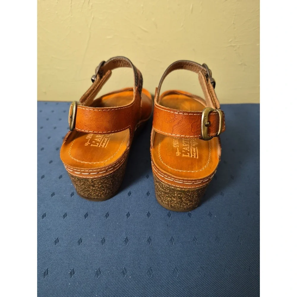 L'artiste Spring Step Teddy Sandals Women's 37 Brown Tooled Leather Cork Wedge