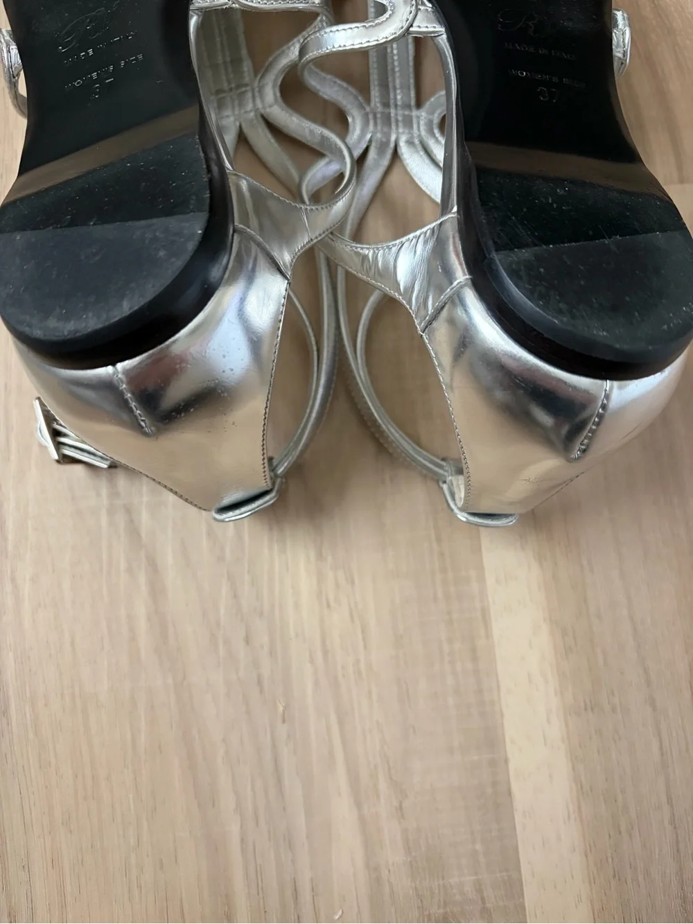 Roger Vivier elevate your