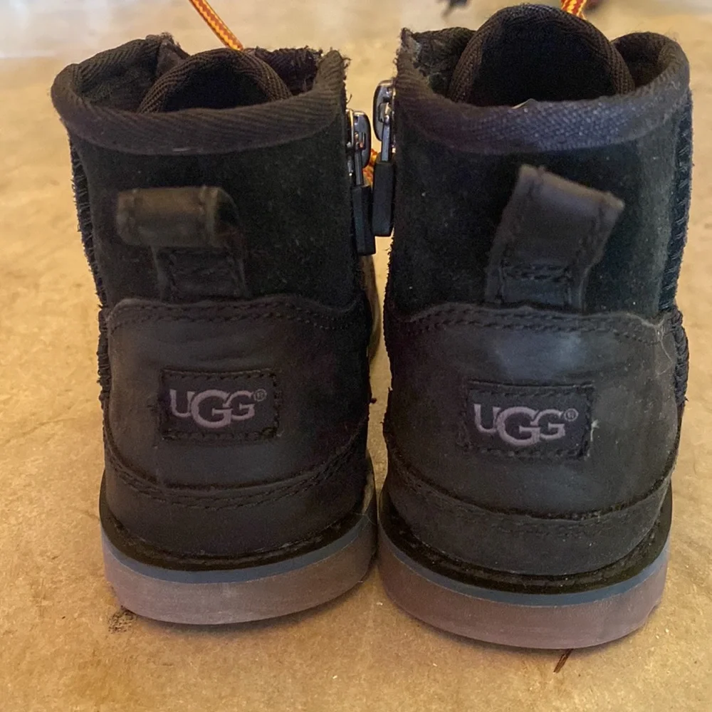 UGG durable kids