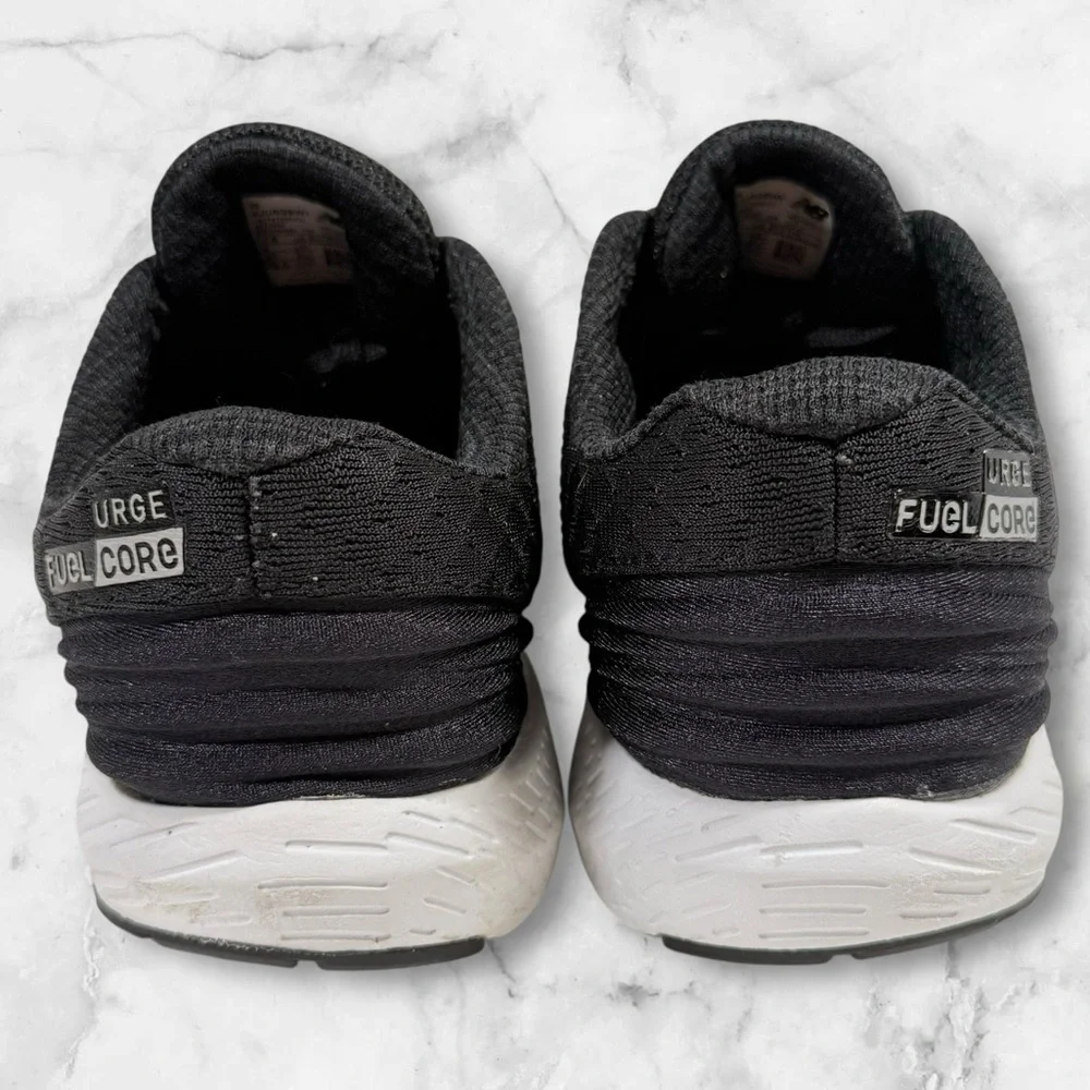 Kids New Balance Fuel Core Urge V2 size 4.5