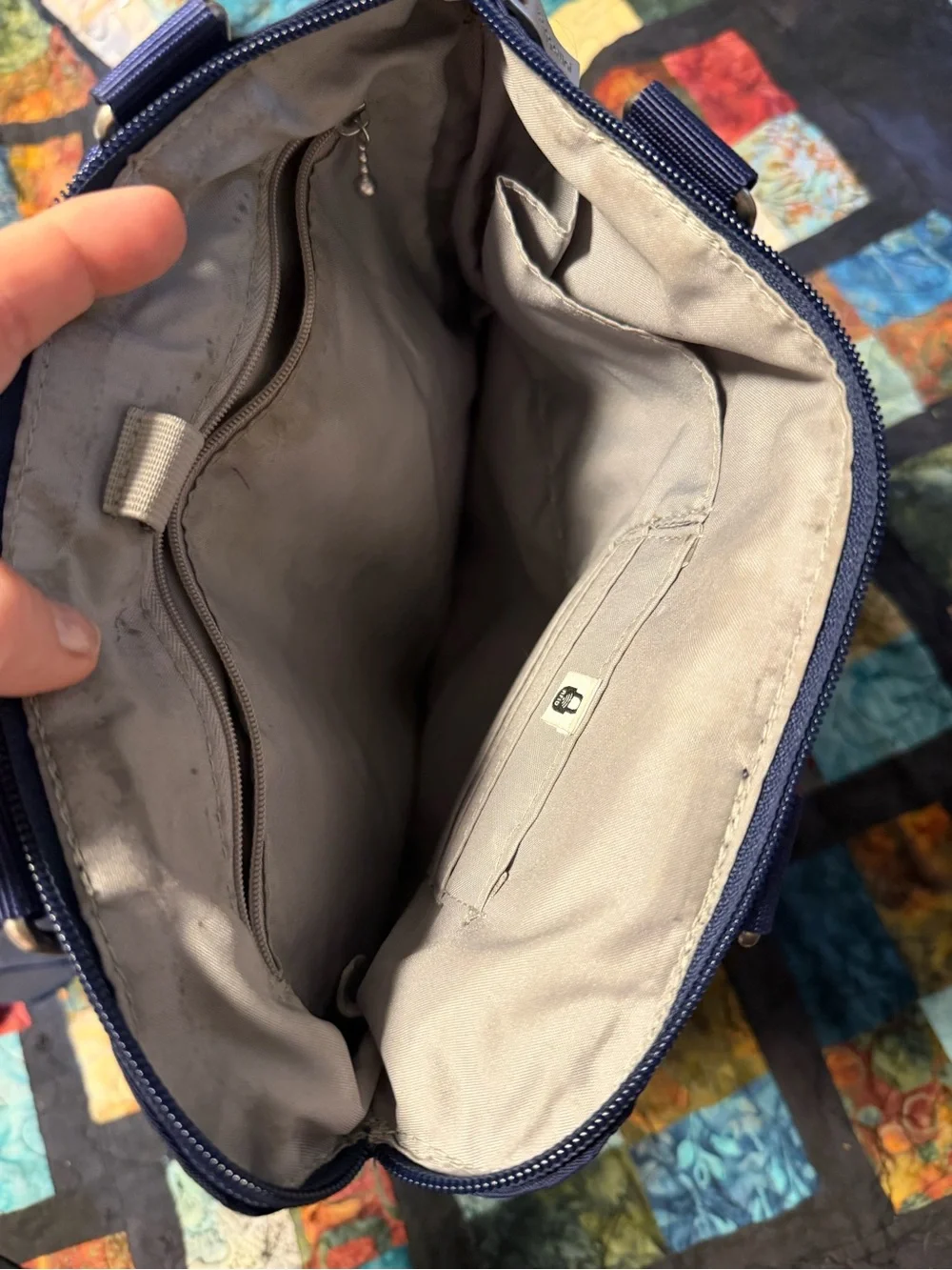 Baggallini front zip