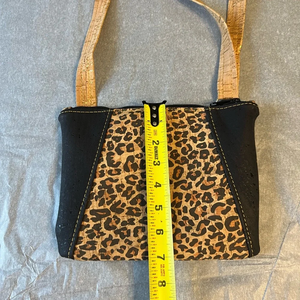 N/A cork leopard