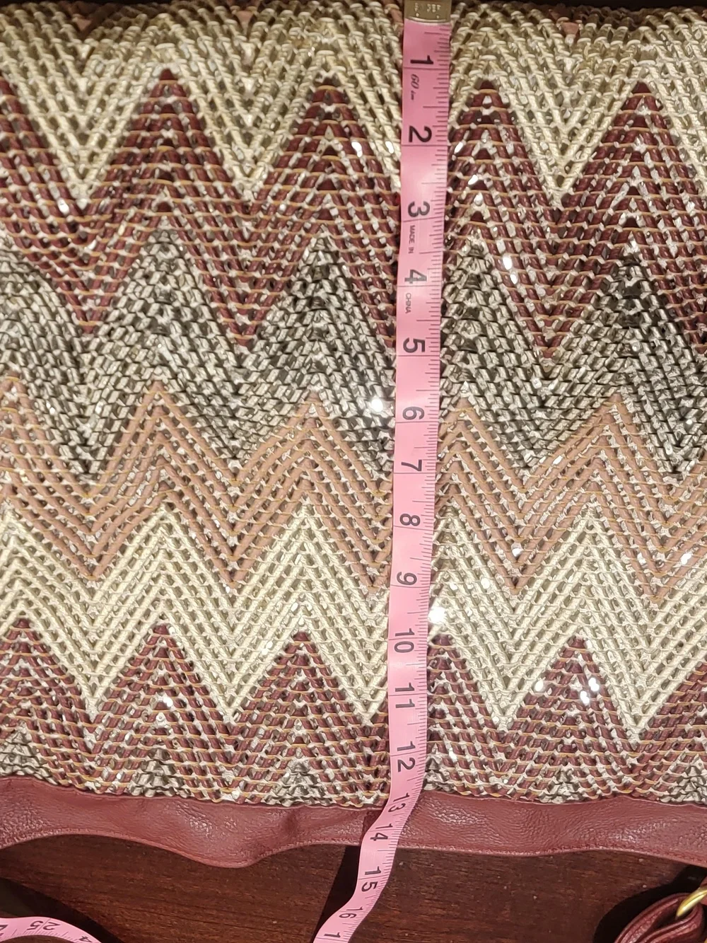 Big Buddha woven chevron