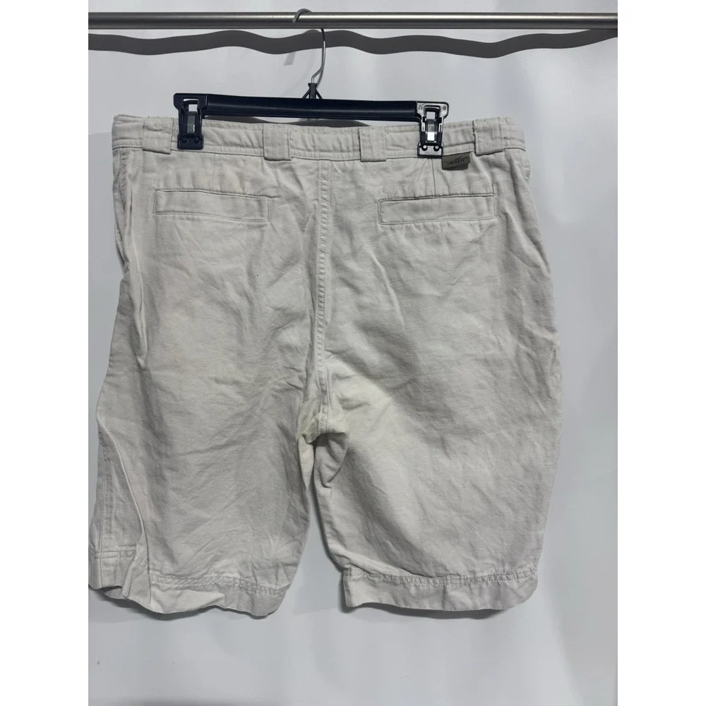 Lacoste 36 looking