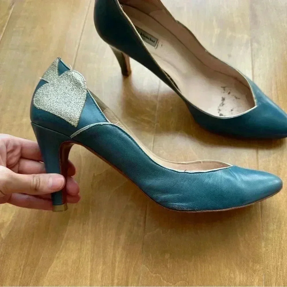 Patricia Blanchet Teal Leather Kitten Heels with Gold Glitter Spade, Size 8.5