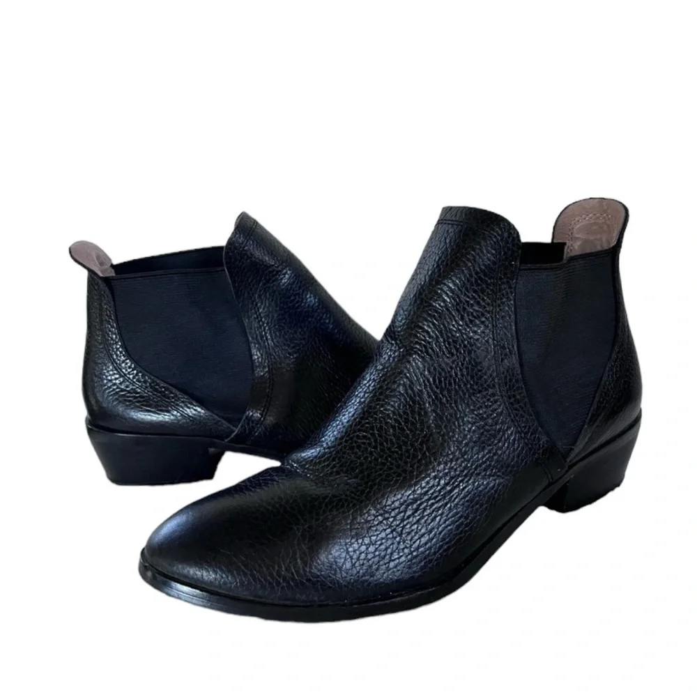 Splendid Black Pebbled Leather Pull On Ankle Boot Size 9.5