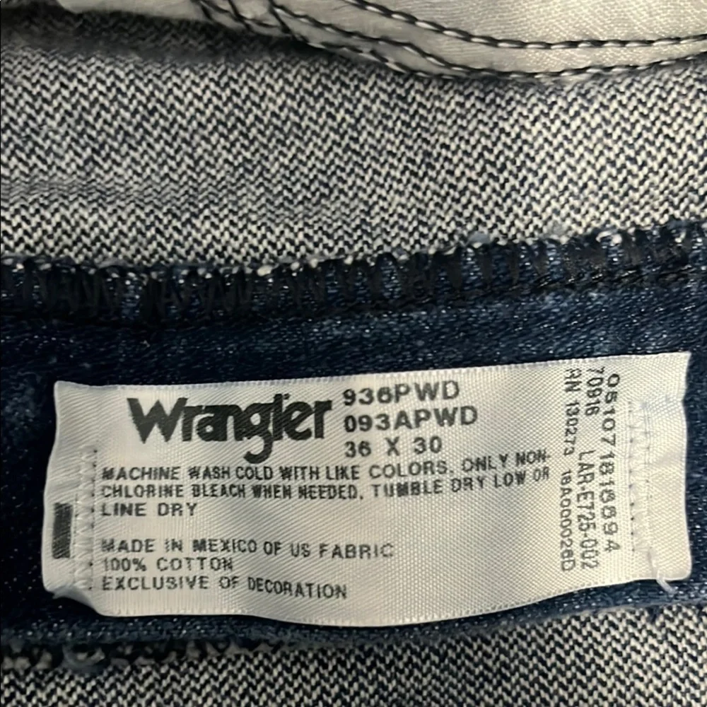 Wrangler Relaxed Blue Jeans Classic Fit