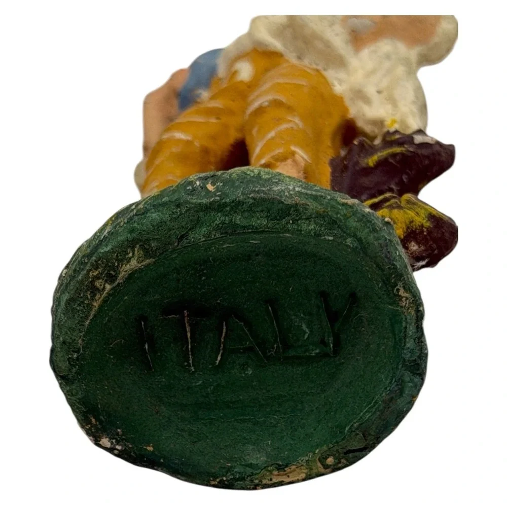 Italian Nativity Shepherd Figurine‎ Hand-Painted Vintage Christmas Scene