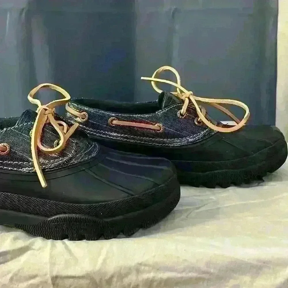 Sperry blue rubber