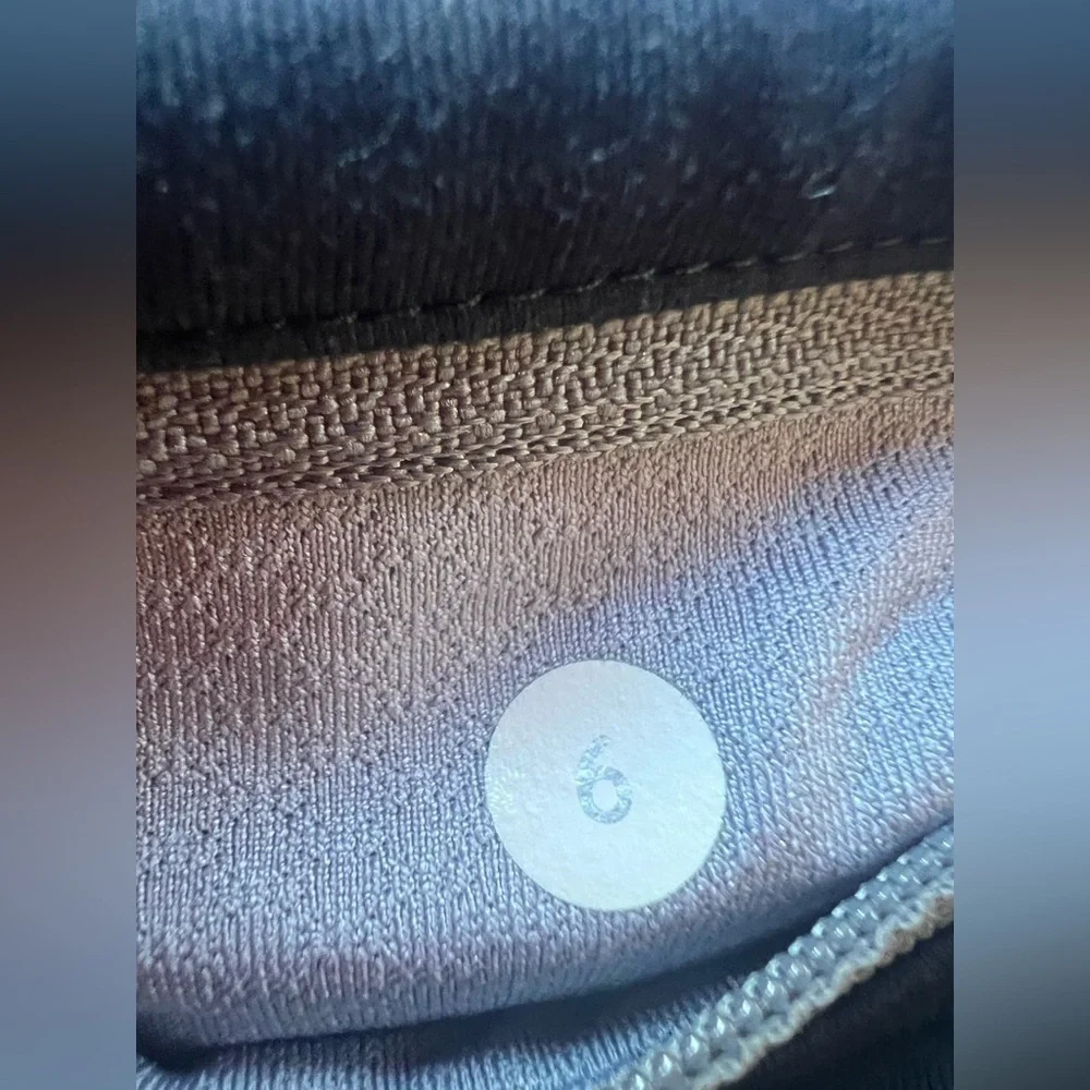 lululemon athletica size seems
