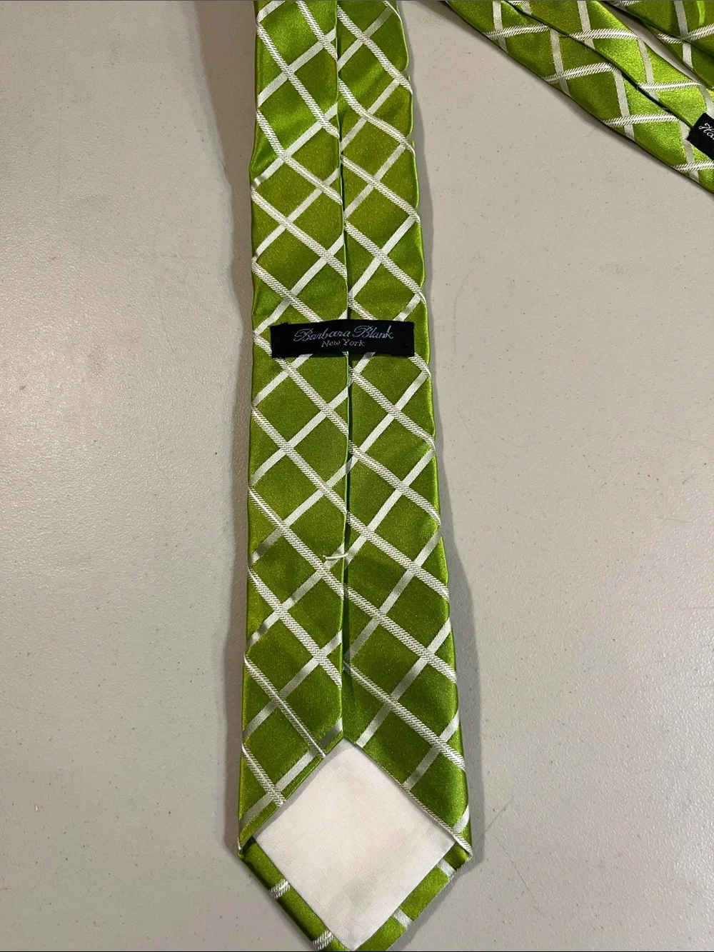 Barbara blank vibrant lime
