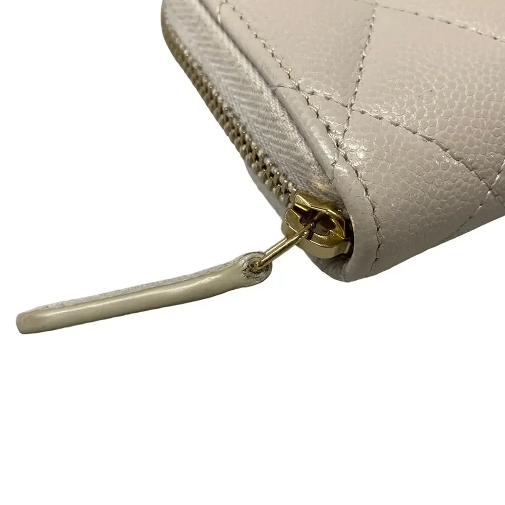 CHANEL matelasse coin