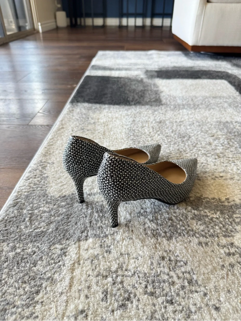 Dillards chic black