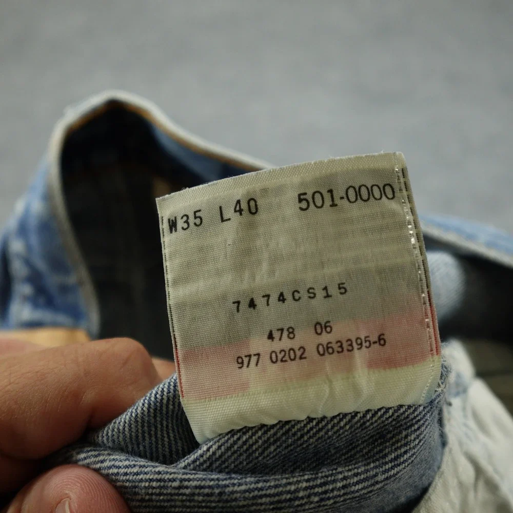 Levis timeless faded 80s