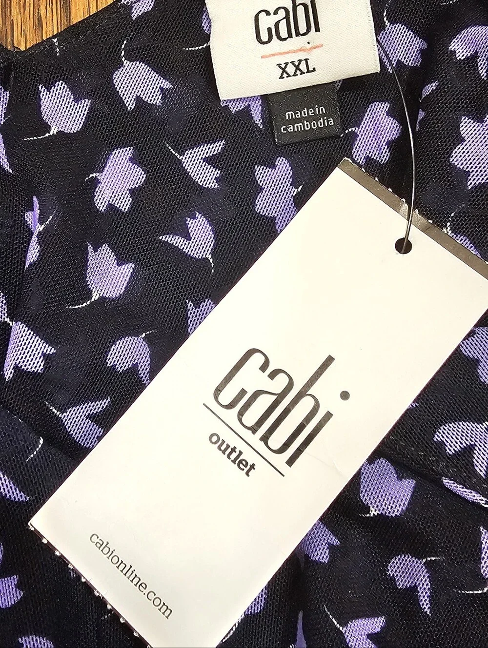 CAbi sleeveless neck