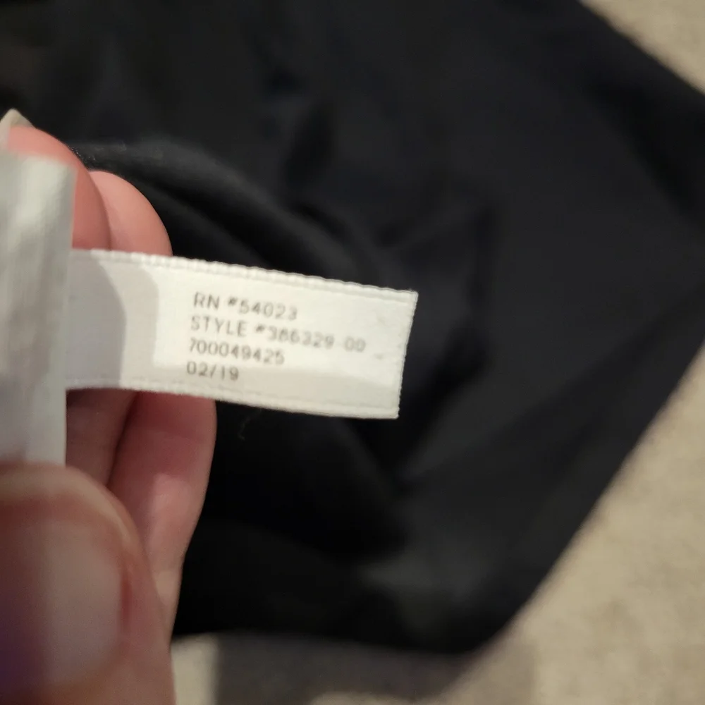 Athleta twist up