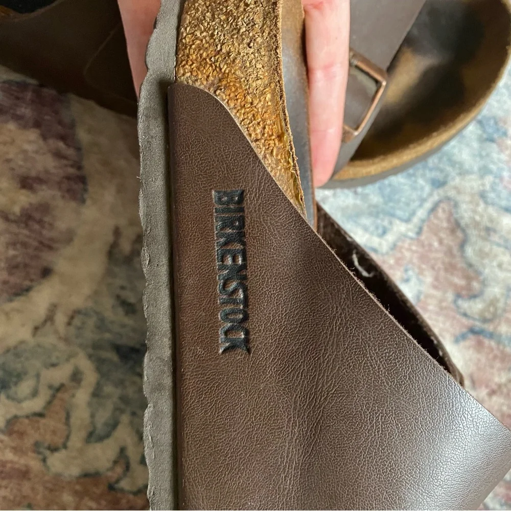 Birkenstock reposhing this