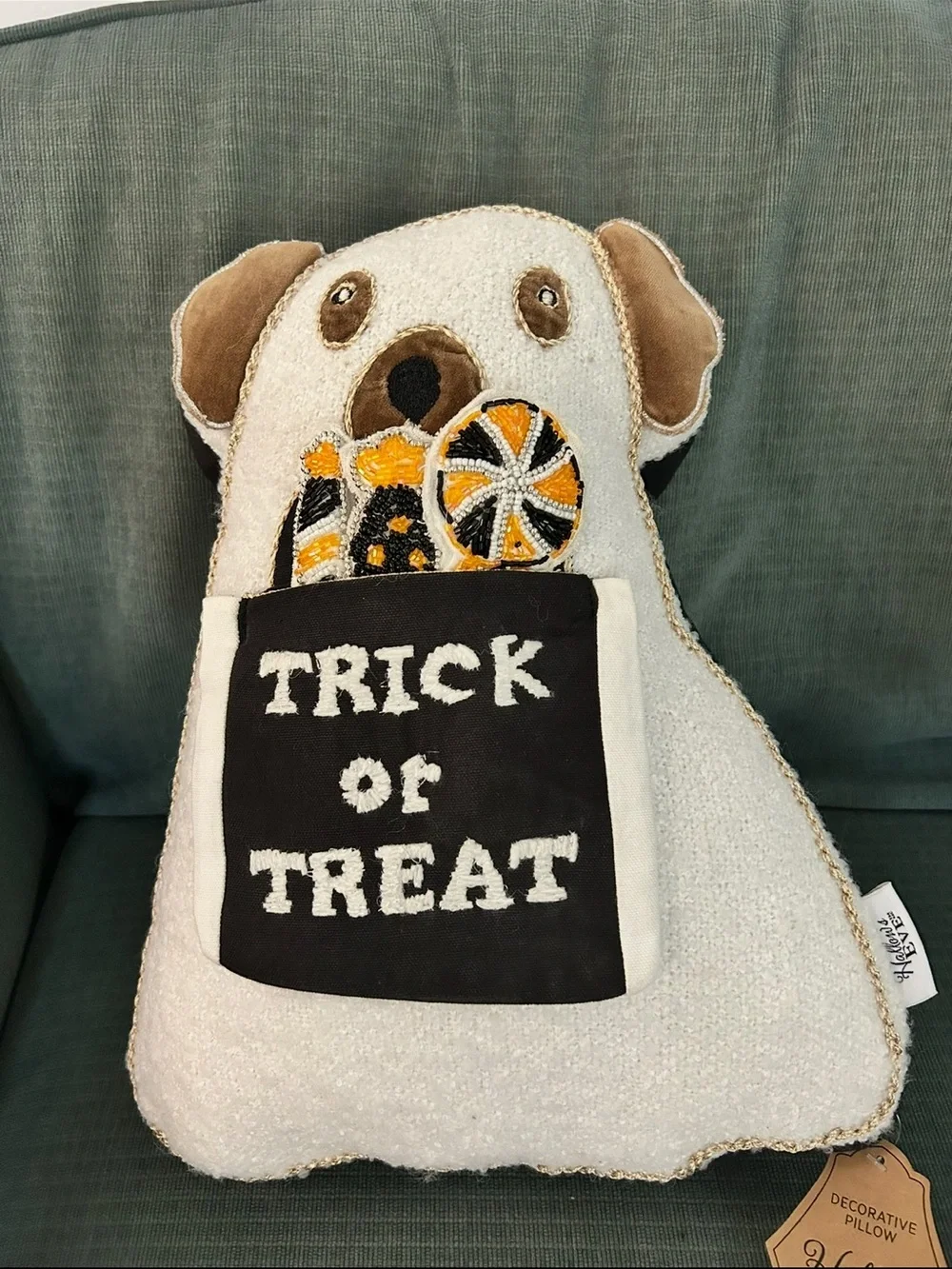 Hallows Eve festive white